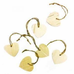 Set 6 cuori in legno 4 cm con cordino - naturale