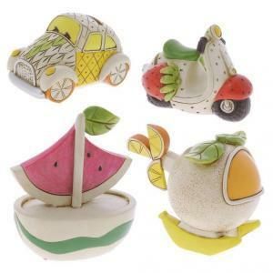 Salvadanaio veicoli frutta soggetti assortiti in resina 13x8,5 cm